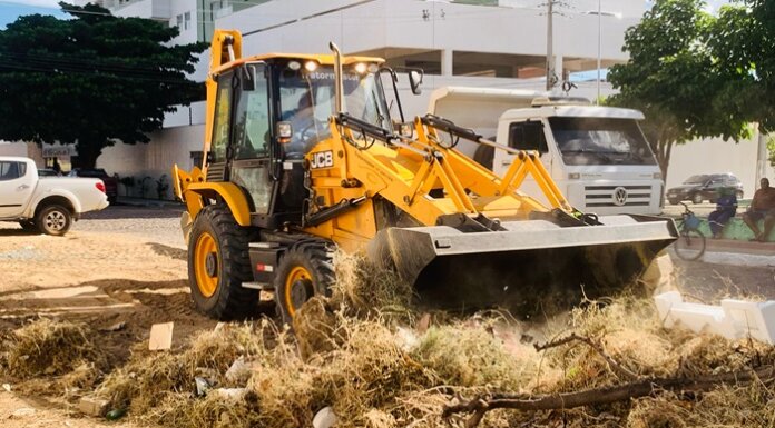 Prefeitura de Juazeiro intensifica limpeza urbana e manutenção em diversos pontos da cidade