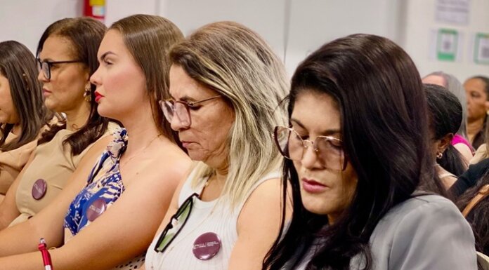 Lagoa Grande/PE marca presença no 2º Seminário “Educação de Excelência” no CE