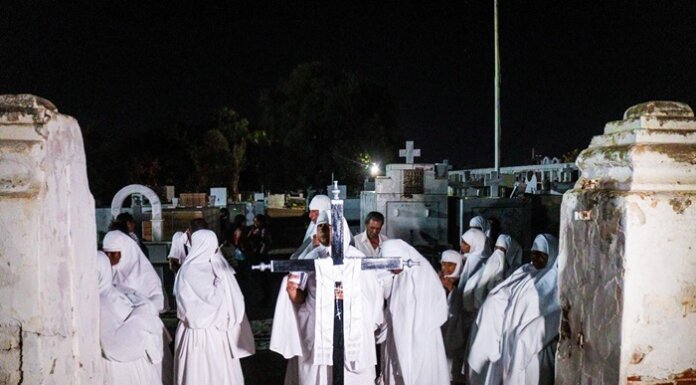 Tradição dos penitentes marca o período da quaresma em Juazeiro