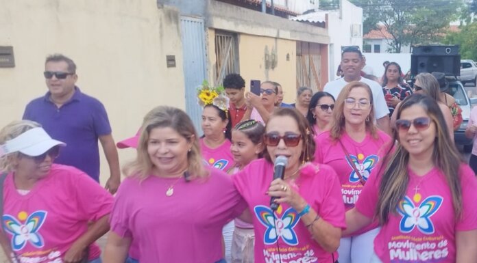 Alvorada das Mulheres: Acorda Petrolina! Evento Celebra o Dia Internacional da Mulher com Homenagens. Vejam as fotos