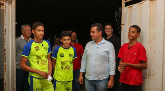 Prefeito de Juazeiro autoriza início da construção da praça e a revitalização da quadra no bairro João Paulo II