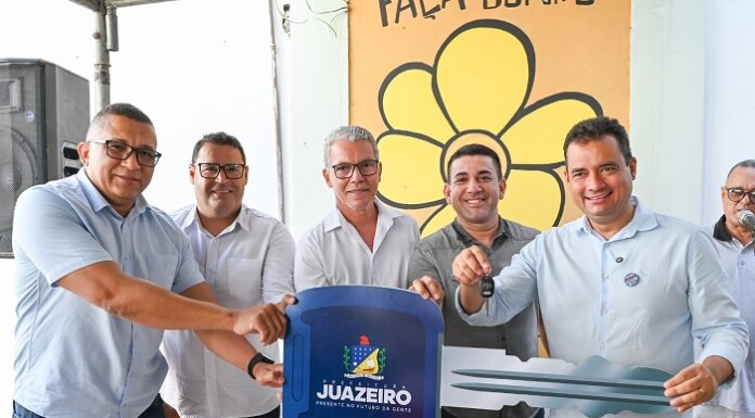 Prefeito Andrei entrega novos veículos e reforça atendimento à população em situação de vulnerabilidade social de Juazeiro