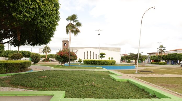 Prefeitura de Casa Nova firma parceria com o TRE para instalação de Posto de Atendimento ao Eleitor em Santana do Sobrado