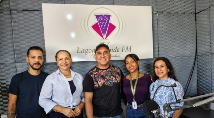 Sala do Empreendedor da Prefeitura de Lagoa Grande apresenta ações e serviços durante entrevista de rádio