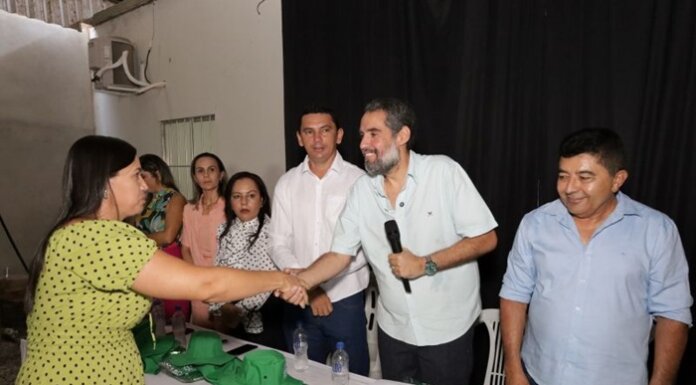 Em cerimônia marcada por emoção, Prefeitura de Casa Nova empossa 52 novos aprovados em concurso público