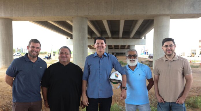 Simão Durando acompanha início da iluminação publica na primeira etapa da BR-407 duplicada