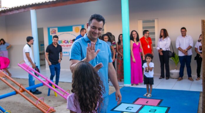Em solenidade marcada por muita emoção, prefeito Andrei inaugura Escola de Educação Infantil Ingrid Vitória, em Juazeiro