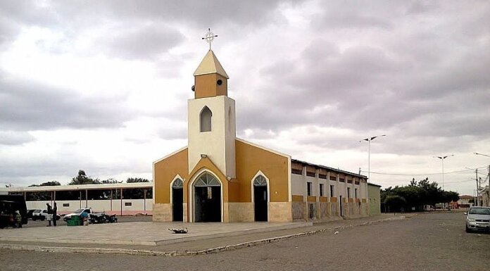 Família Cardoso conduz noite do novenário nesta sexta (23), com entrada especial dos noiteiros