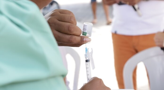 Prefeitura de Casa Nova inicia vacinação nas escolas do município