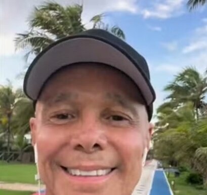 Cantor Netinho planeja volta aos palcos após tratamento contra câncer linfático: ‘axé raiz’