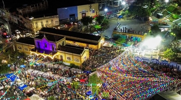 Sucesso marca abertura do São João Vitória do Pé de Serra 2025, no polo Estação do Forró