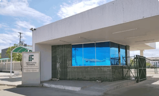 IFSertãoPE oferece 300 vagas em pós-graduação gratuita