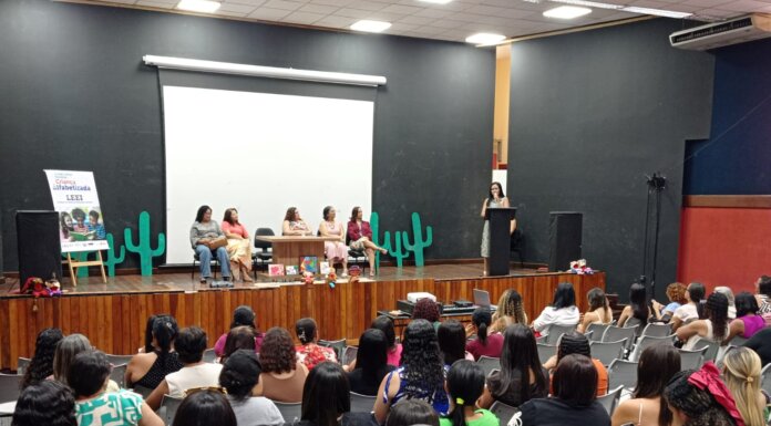 Secretaria de Educação de Juazeiro finaliza ciclo de formações do programa de Leitura e Escrita na Educação Infantil