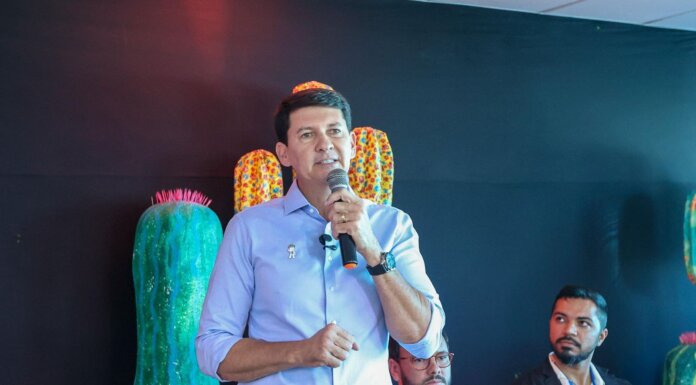 Simão cobra ao Governo implantação do Hospital Regional do São Francisco: “Petrolina não pode ser a única região do estado sem um hospital do Estado”