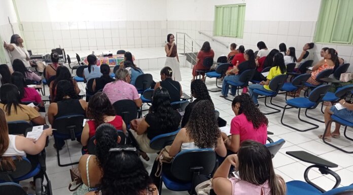 Secretaria de Educação de Juazeiro promove formação para auxiliares de AEE