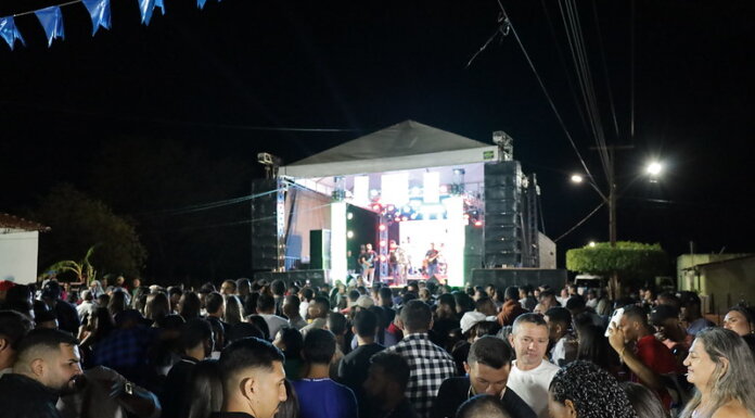 Tradição e alegria marcam a festa de Bom Jesus em Lagoa dos Negros promovida pela Prefeitura de Casa Nova