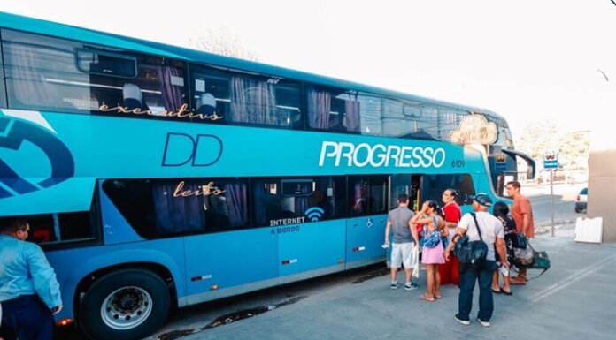 Prefeito Simão Durando garante novo ônibus para pacientes do TFD em Petrolina