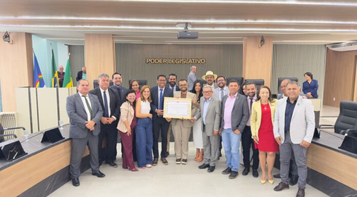 De autoria do Vereador Wanderley Alves, Câmara Municipal de Petrolina entrega “Título de Cidadão Petrolinense ao Digital Influencer, Jonathan Ferreira”