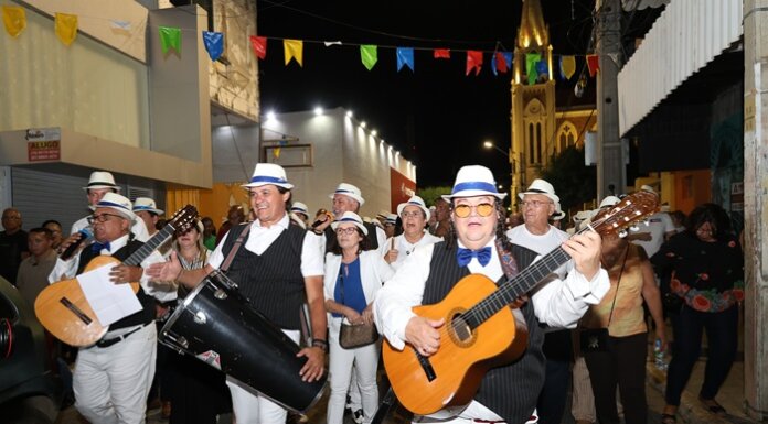 Serenata da Nossa Petrolina celebra a tradição musical da cidade