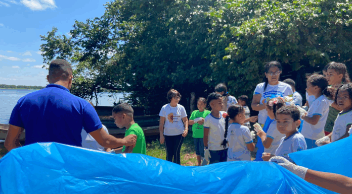 Prefeitura de Juazeiro realiza atividade educativa em comunidade quilombola pelo Dia Mundial da Limpeza de Rios e Praias