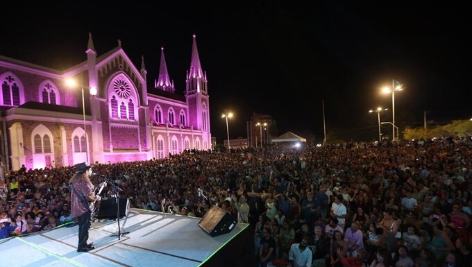 Com a Concha Acústica lotada, Festival de Música Geraldo Azevedo emociona o público e encerra com show inesquecível