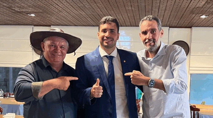 Prefeito Anisio Viana garante novas conquistas para Casa Nova em agenda produtiva na capital