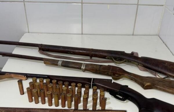 PMBA, ATRAVÉS DA 74ª CIPM/RURAL, APREENDE ARMAS DE FOGO NA ZONA RURAL DE JUAZEIRO