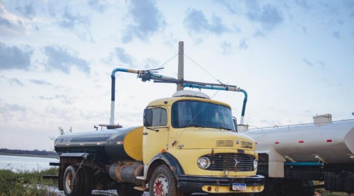 Prefeitura de Casa Nova realiza novo mutirão de abastecimento de água no interior do município