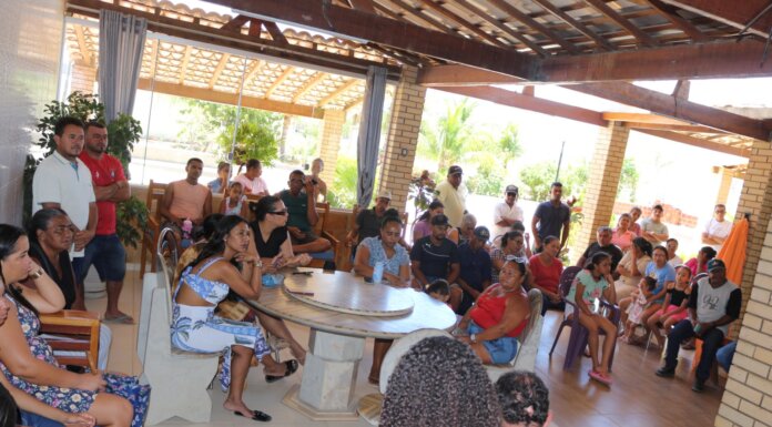 SAAE Juazeiro informa moradores do Antônio Guilhermino sobre obras de esgotamento sanitário e abastecimento de água