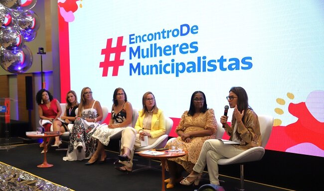 Encontro de Mulheres Municipalistas celebra força, liderança e propósito na gestão pública baiana