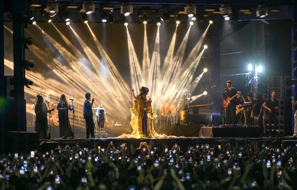 ‘Música que conecta o Brasil inteiro’: No encerramento do Festival A Bossa!, Juazeiro revive a revolução de João Gilberto