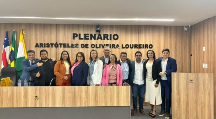 Câmara de Vereadores de Curaçá entrega obra de reforma e modernização do prédio legislativo