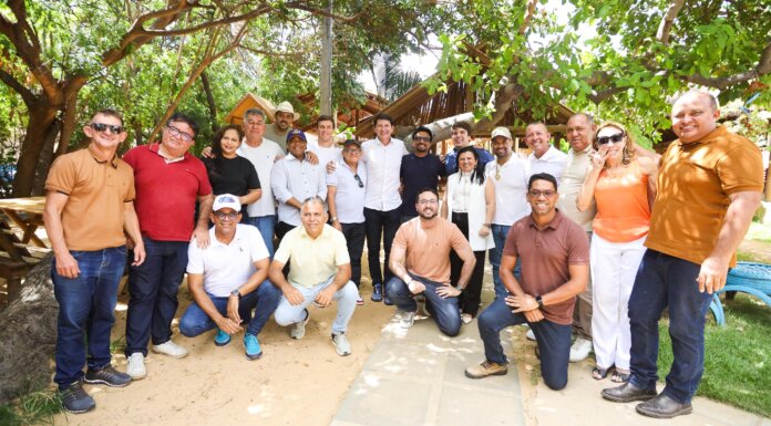 Simão, Miguel e Antônio se reúnem com vereadores da base governista