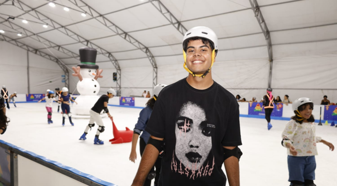 Pista de patinação no gelo é sucesso absoluto em Petrolina e desmonta críticas da oposição