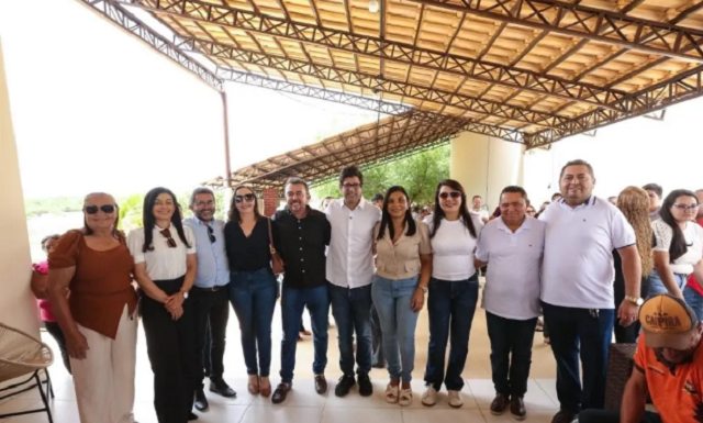 Eliane Soares declara apoio à reeleição de Rodrigo Farias no Sertão do Araripe