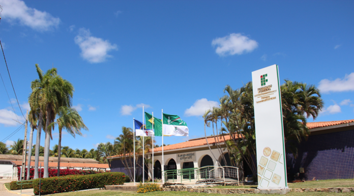 IFSertãoPE abre inscrições para curso gratuito “Atuação na Educação à Distância”