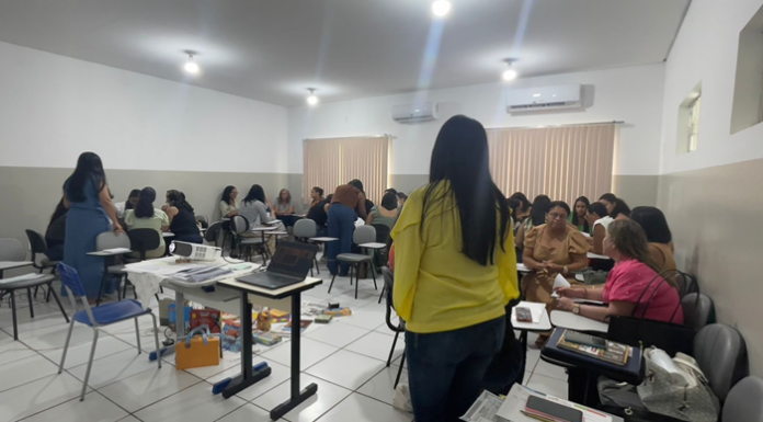 Prefeitura de Juazeiro inicia o ciclo formativo para profissionais da Educação Infantil