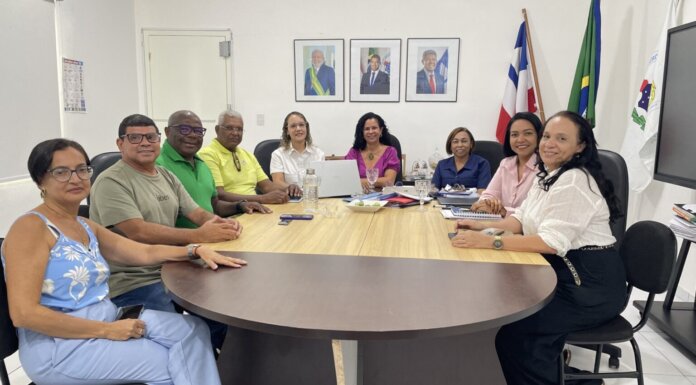 Valorização do Servidor: em reunião com a APLB, Secretaria de Educação define gratificação para escolas do Juá Integral