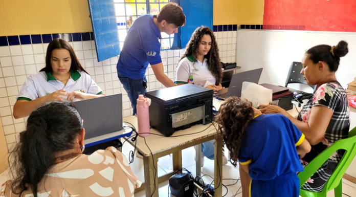 Prefeitura de Lagoa Grande leva ações das secretarias para moradores da Ilha do Pontal e realiza mais de 170 atendimentos