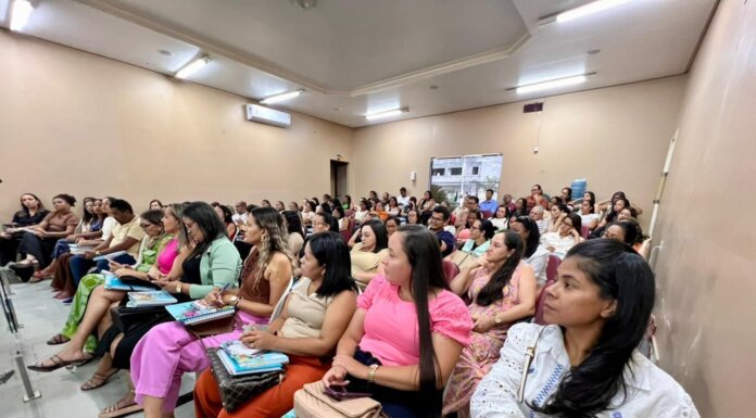 Profissionais da educação de Lagoa Grande participam de formação continuada com foco no alinhamento pedagógico e nas práticas educacionais