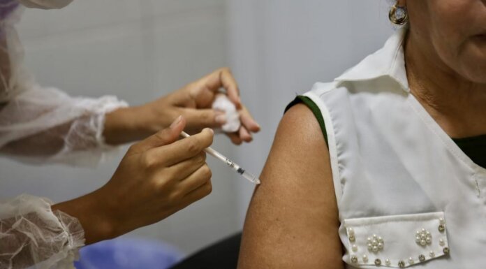 Juazeiro celebra Dia D de Vacinação contra a Influenza com aumento de mais de 53% no número de doses aplicadas