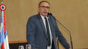 Perguntar não ofende: Eleitores de Juazeiro conhecem ações do deputado Zó do Sertão no município?