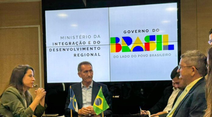 Em Brasília, George Duarte e Raquel Lyra se reúnem com ministro Waldez Góes para discutir crise no Sistema Itaparica