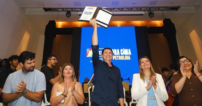 Simão Durando lança linha de crédito inédita para mães atípicas e anuncia TEA Parque durante encerramento do Abril Azul