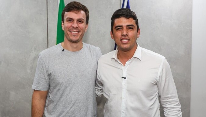 Coluna do Blog: Rony Russo anuncia pré-candidatura a deputado federal ao lado de Miguel Coelho