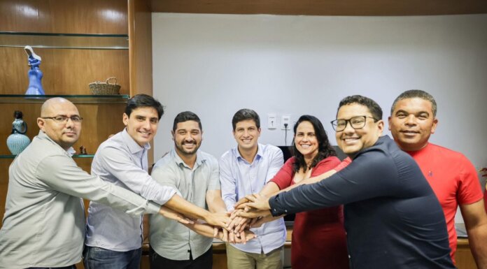 Vereadores de Feira Nova declaram apoio a João Campos