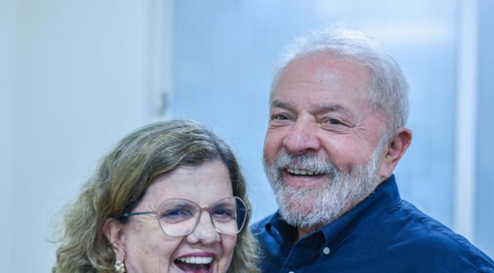 Lula é de maior e vacinado e Teresa Leitão não é tutora do presidente