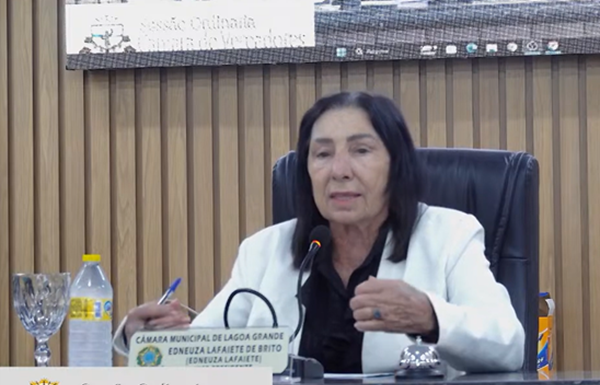 Edneuza Lafaiete surpreende e mostra preparo ao assumir presidência da Câmara de Lagoa Grande