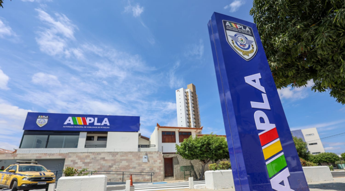 Prefeitura de Petrolina chama atenção para condutas imprudentes no trânsito