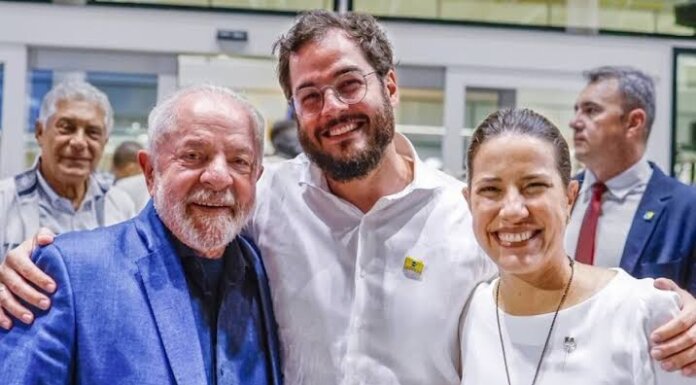 “Cuspindo fogo”: possível ida de Túlio Gadelha para chapa de Raquel Lyra irrita grupo de João Campos